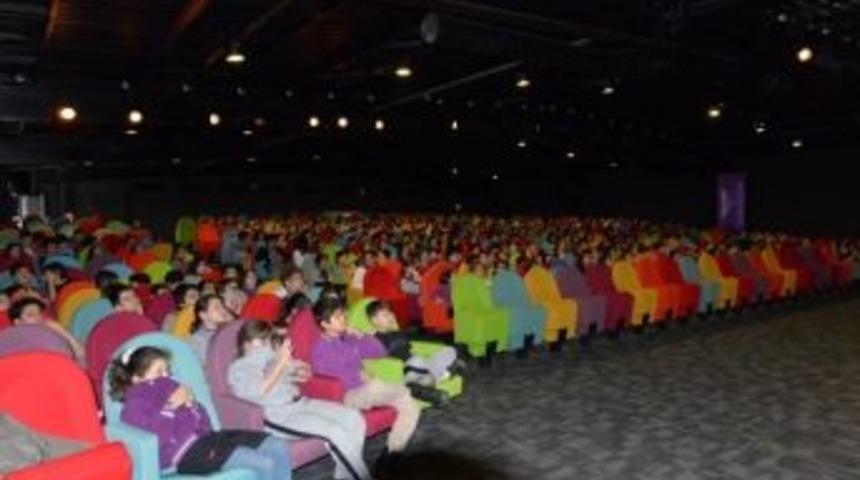 Yeşilay Bursa Şubesi &Ouml;ğrencilere Zararlı Bağımlılıkları Anlattı