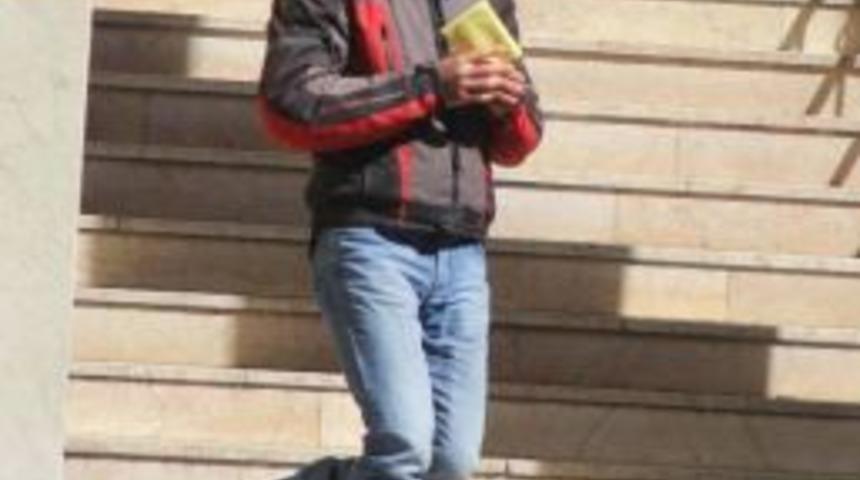 &Ccedil;alıştığı İş Yerinin Parasını Bankaya Yatırmayınca G&ouml;zaltına Alındı