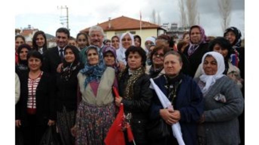 Başkan Akaydın Korkuteli&rsquo;nde Vatandaşlarla Buluştu