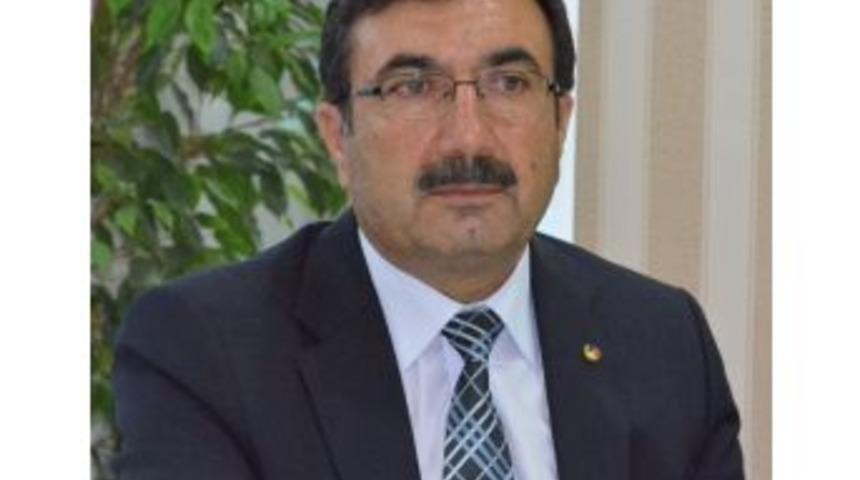 &Ccedil;orum Ticaret Borsası Başkanı Bektaş&rsquo;tan Kadınlar G&uuml;n&uuml; Mesajı