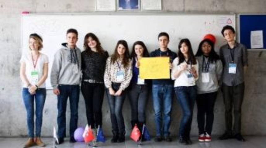 Gkv &Ouml;zel Fen Lisesi &Ouml;ğrencisi Ayla Watsujı Ulusal Eyp Delegesi Oldu