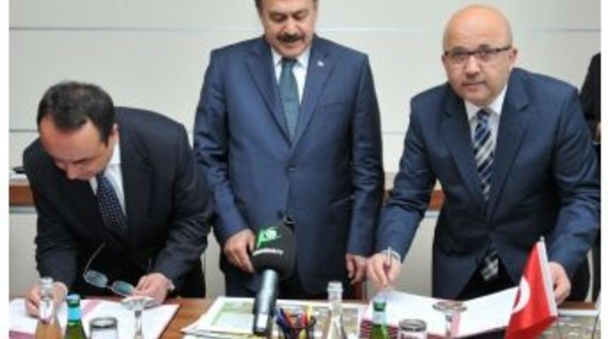 Bakan Eroğlu Afyonkarahisar&rsquo;da