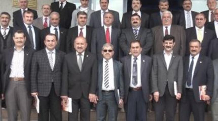 İl Genel Meclisi &Uuml;yeleri Veda Yemeğinde Buluştu