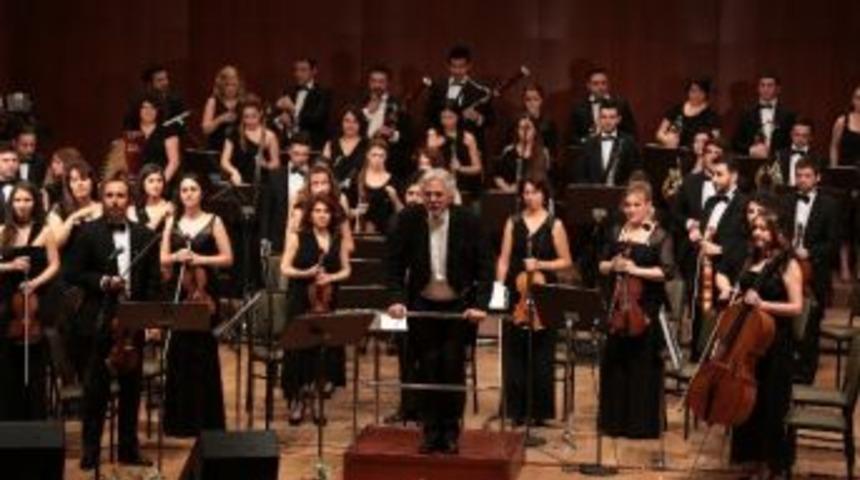 T&uuml;rk D&uuml;nyası K&uuml;lt&uuml;r Başkenti &Ouml;zel Konseri