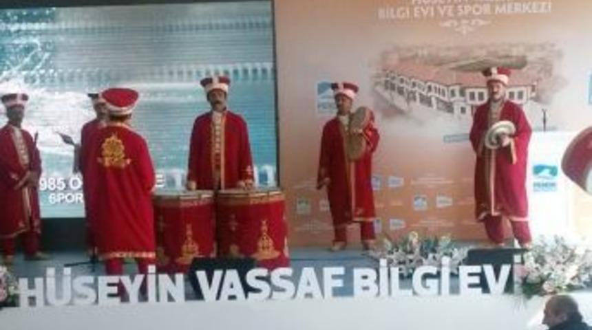 Pendik Belediyesi H&uuml;seyin Vassaf Bilgi Evi Ve Spor Merkezi T&ouml;renle A&ccedil;ıldı