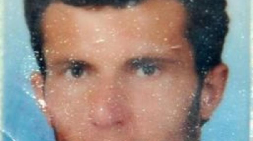 İneg&ouml;l'de Otomobil Ile Motosiklet &Ccedil;arpıştı: 1 &Ouml;l&uuml;, 2 Yaralı