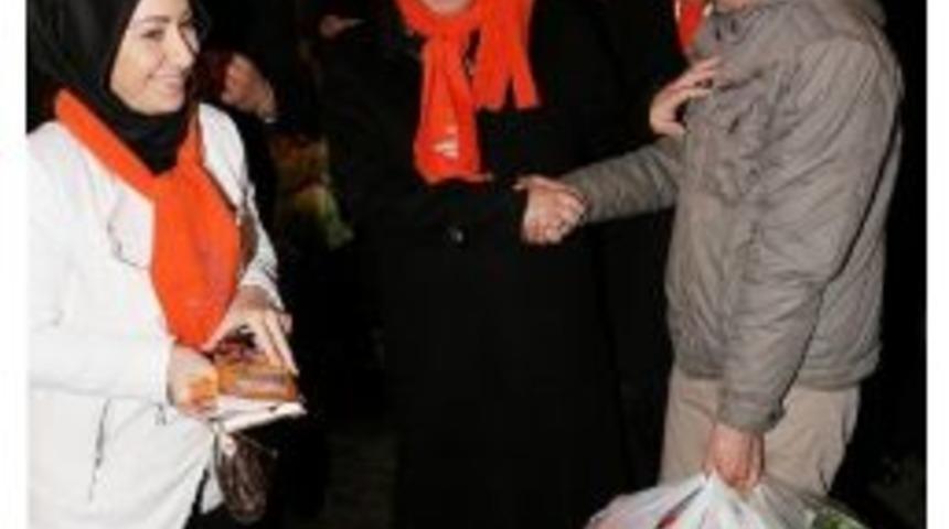 Remzi Aydın İslambey Pazarı&rsquo;nda Lokma Dağıttı