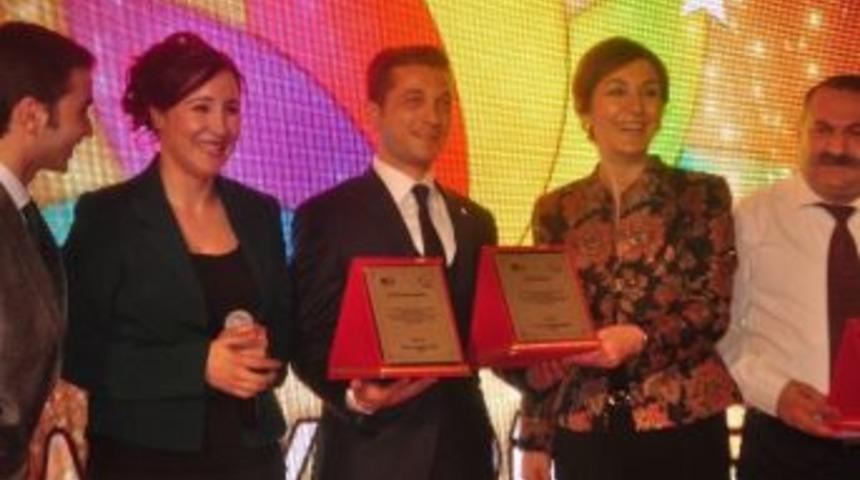 Gen&ccedil; M&uuml;siad D&uuml;zce Şubesi Yine &Ouml;d&uuml;l Aldı