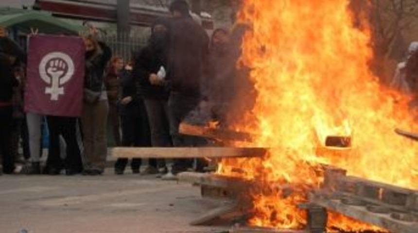 Eskişehir&rsquo;de G&ouml;steriler S&uuml;r&uuml;yor