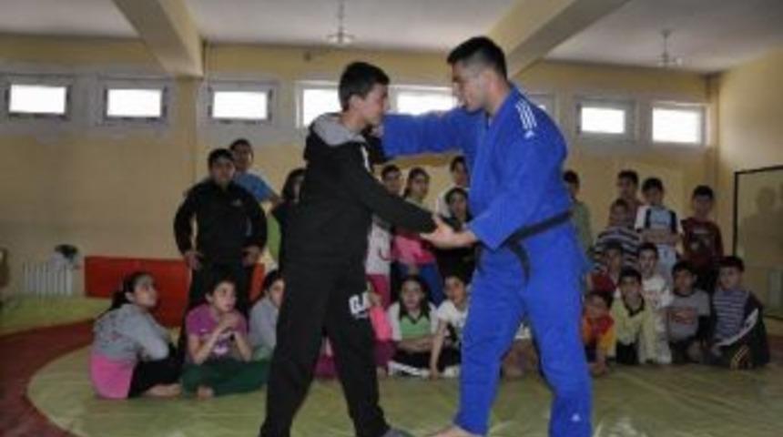 Nevşehir&rsquo;de Judo&rsquo;ya B&uuml;y&uuml;k İlgi