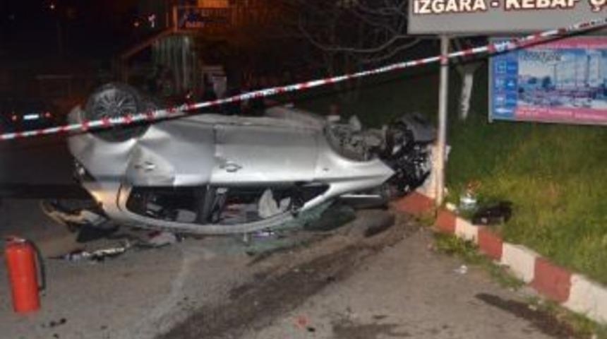 Kocaeli&rsquo;de Kaza: 2 Yaralı