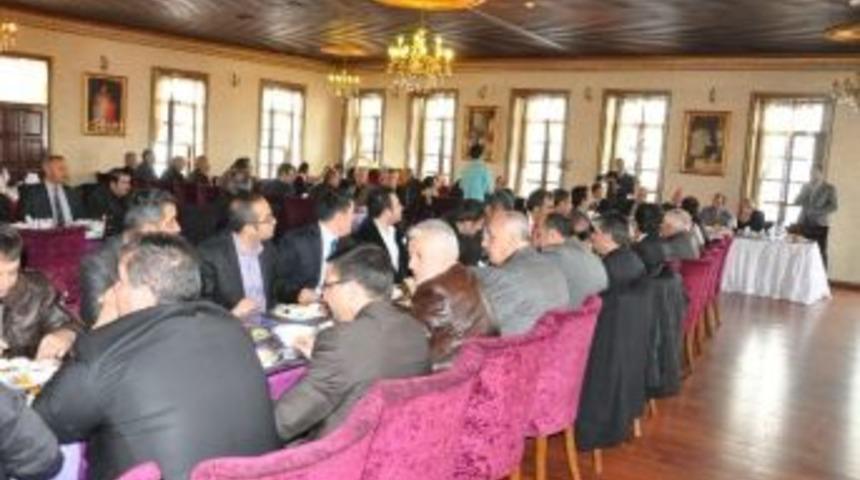 Sekmen, &ldquo;erzurum&rsquo;da Ak Partiyi Reddedecek Bir Kişi Tanımıyorum&rdquo;