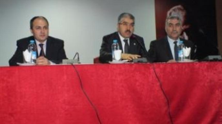 Vali &Ccedil;ınar Okul M&uuml;d&uuml;rleriyle Bir Araya Geldi