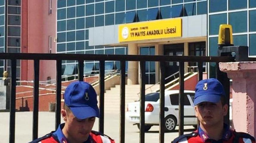 Aynı isimli yanlış ilçedeki okula giden öğrenciler KPSS'ye giremeyince sinir krizi geçirdi