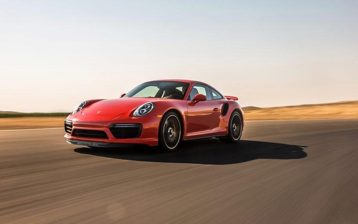 Sızmaz dediler sızdı: Yeni Porsche 911’in fotoğrafları ortaya çıktı!