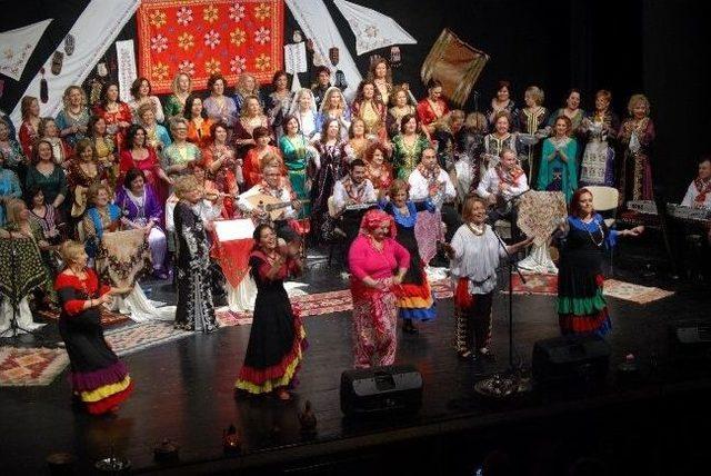 Konser Kına Gecesine Döndü 2