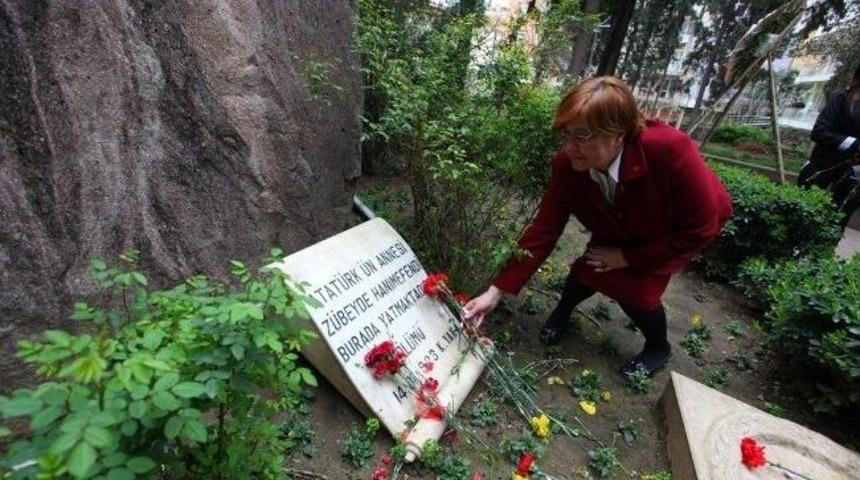 Chp Konak Belediye Başkan Adayı Sema Pekdaş&rsquo;tan 8 Mart&rsquo;ta Anlamlı Ziyaret