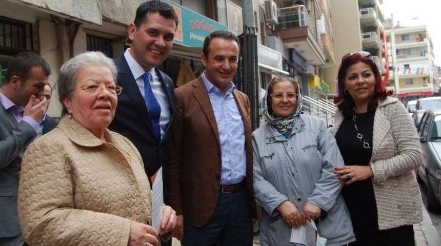 Ak Parti Karşıyaka Belediye Başkan Adayı Tanfer Kemerli Seçmenle Buluşuyor