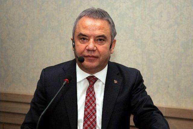 Başkan B&ouml;cek, "u&ccedil;uk Ka&ccedil;ık Projemiz Yok. Ayakları Yere Basan Projemiz Var" 1