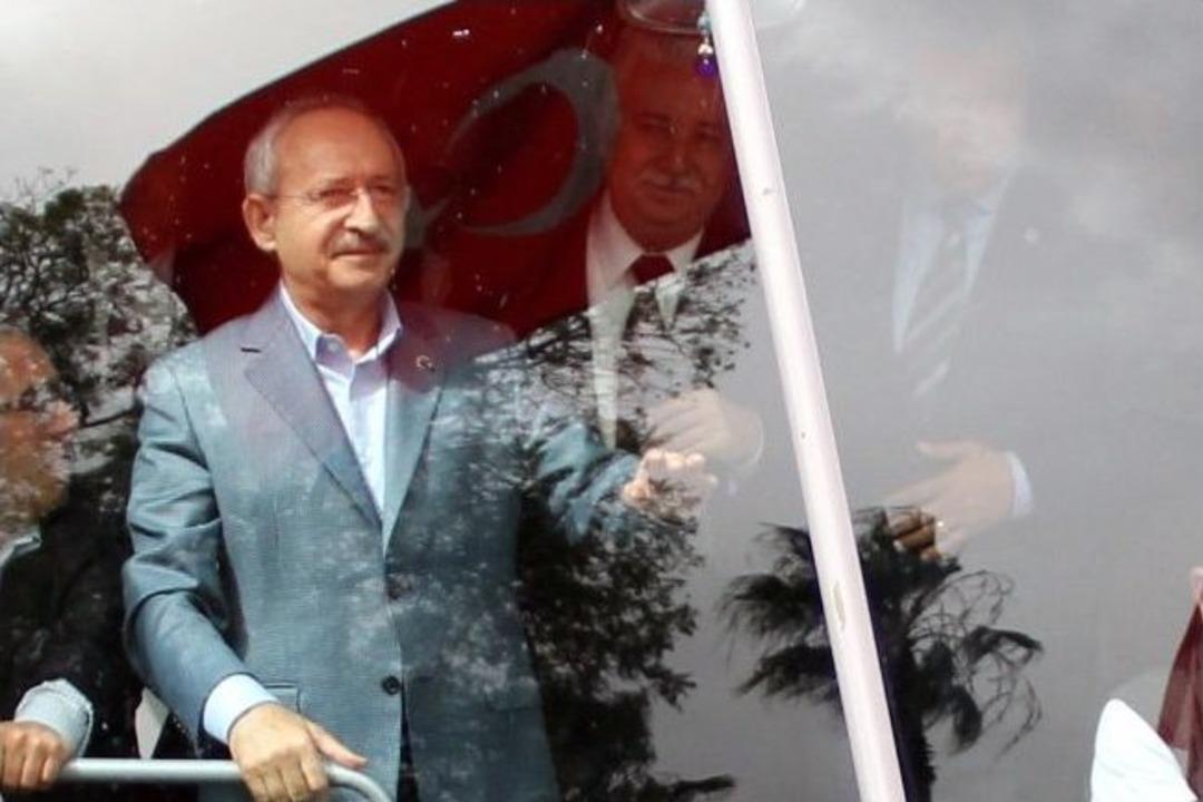 Kemal Kılı&ccedil;daroğlu Adana'da