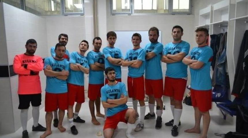 Meslek Y&uuml;ksekokulumuz Futsal Takımının B&uuml;y&uuml;k Başarısı
