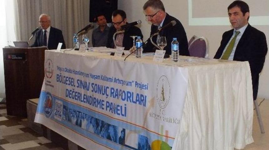 K&uuml;tahya'da 'b&ouml;lgesel Sınav Sonu&ccedil; Raporu Değerlendirme' Paneli