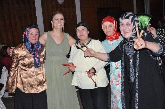 Soroptimist Kulübü'nden 8 Mart Gecesi