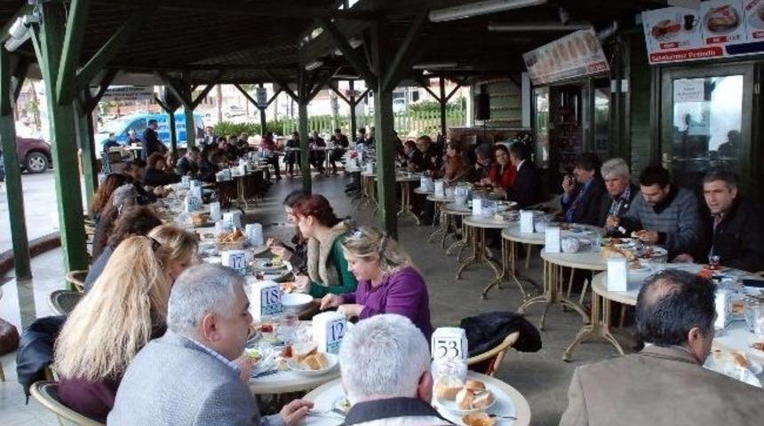 Başkan Kamacı, Didim'in Kanaat &Ouml;nderleriyle Buluştu