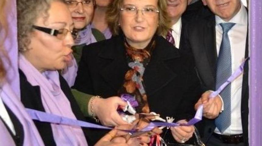 Bandırma'da Kadın Danışma Merkezi A&ccedil;ıldı