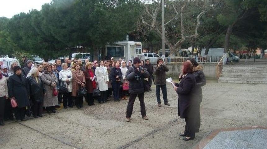 Lapseki'de 8 Mart D&uuml;nya Kadınlar G&uuml;n&uuml; Kutlamaları