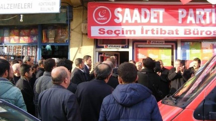 Saadet Partisi Se&ccedil;im Karargahı Coşkulu Bir Şekilde A&ccedil;ıldı