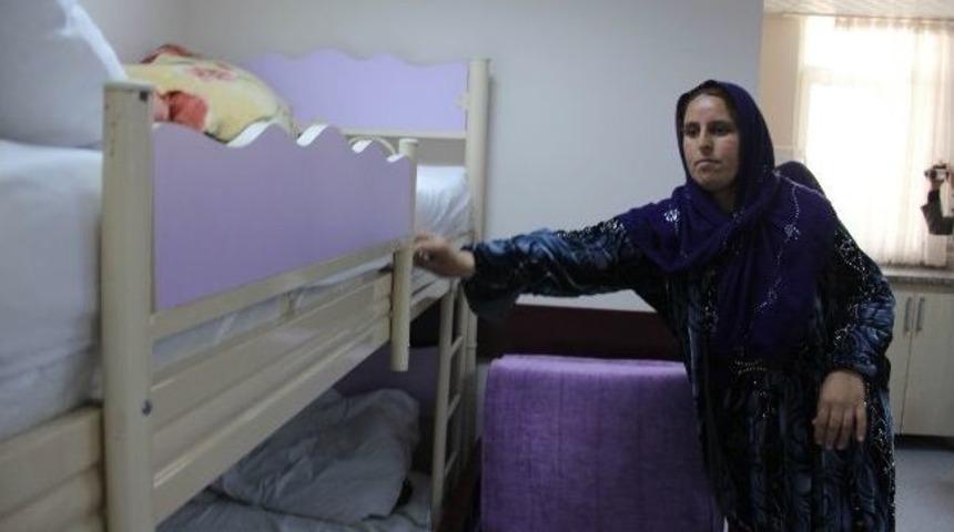 Hastaneden Annelere Otel Konforunda Oda Hizmeti