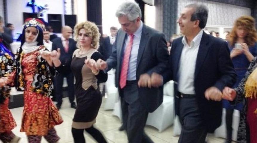 Yerel Se&ccedil;ime Doğru