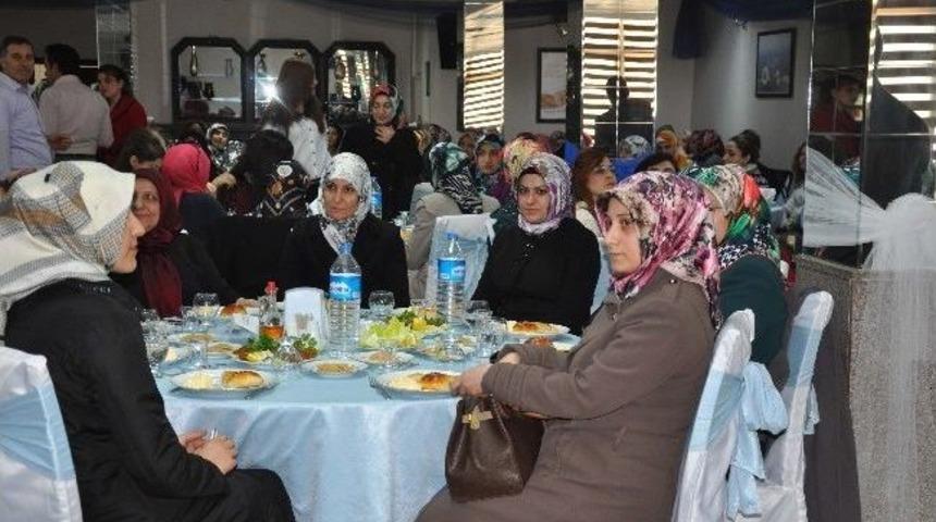 8 Mart D&uuml;nya Kadınlar G&uuml;n&uuml;