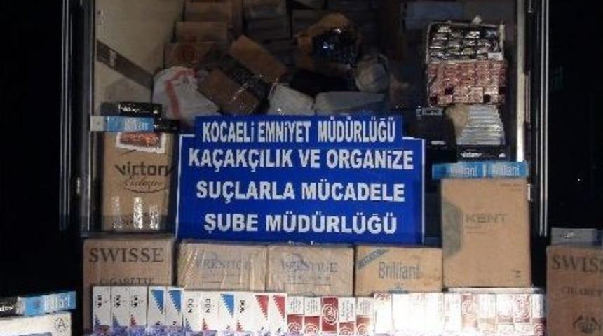 Kocaeli'de 462 Bin 800 Paket Ka&ccedil;ak Sigara İle 298 Bin 840 Adet Uyarıcı Hap Ele Ge&ccedil;irildi