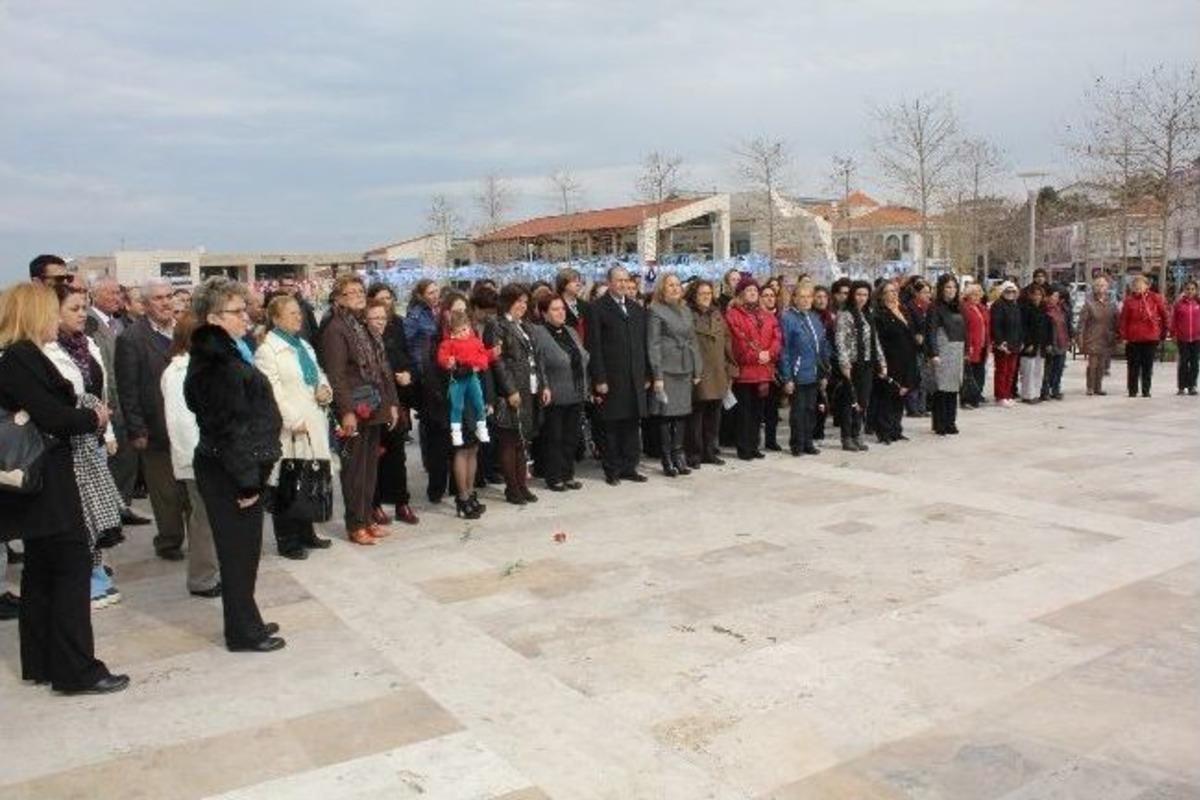 Emek&ccedil;i Kadınlar G&uuml;n&uuml; Urla'da Coşkuyla Kutlandı