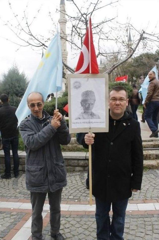 Kırım Tatarları ndan Kırım a Destek Y&uuml;r&uuml;y&uuml;ş&uuml; 3