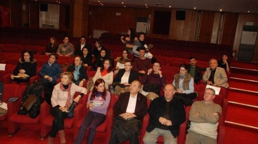 Kadınlar G&uuml;n&uuml;&rsquo;nde "kadına Y&ouml;nelik Şiddet" Konuşuldu