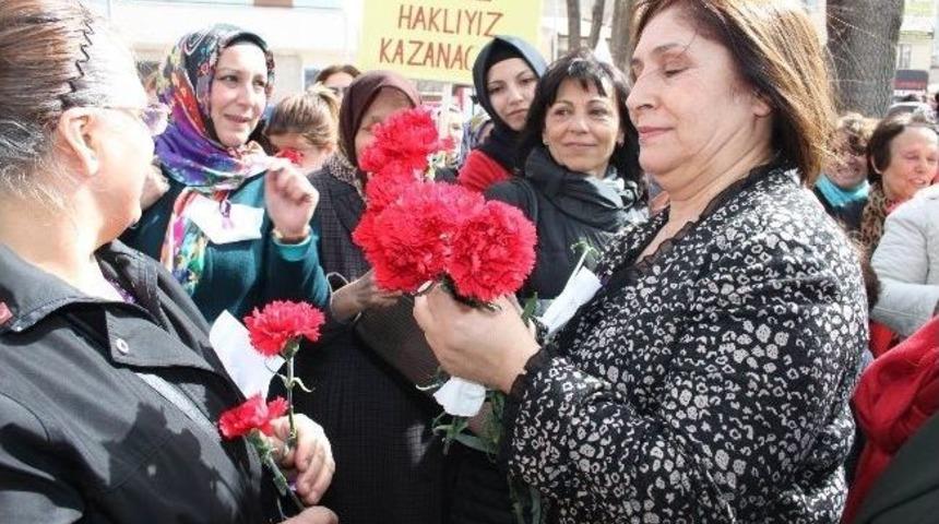 Selvi Kılı&ccedil;daroğlu Kadınlarla Buluştu