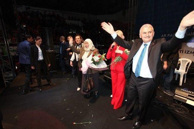 Ak Parti İzmir Büyükşehir Belediye Başkan Adayı Binali Yıldırım: