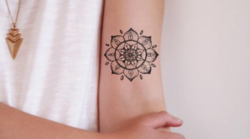 Yeni trend: Mandala d&ouml;vme!