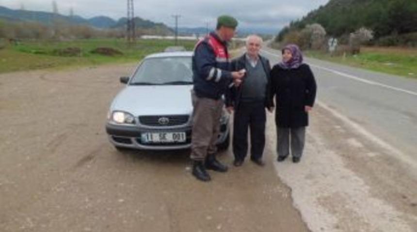 Jandarma Kadınlar G&uuml;n&uuml;'n&uuml; Unutmadı