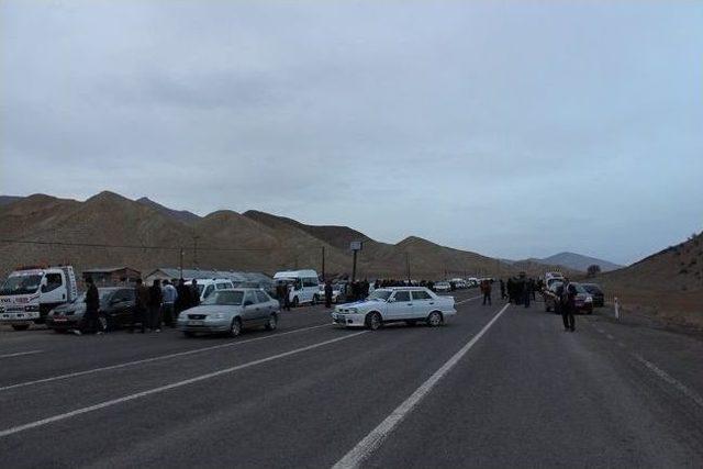 Bakan Ala R&ouml;tar Yapınca Bekleyenler Geri D&ouml;nd&uuml; 1