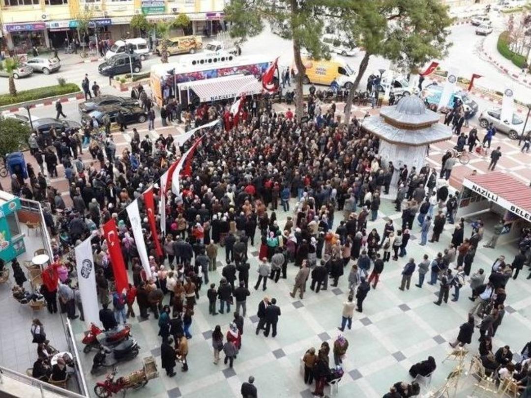 Bakan Zeybekci Aydın&rsquo;da Halka Hitap Etti
