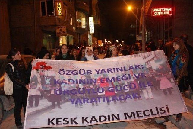 Kesk Kadın Meclisi&rsquo;nden Meşaleli 8 Mart Kutlaması 3