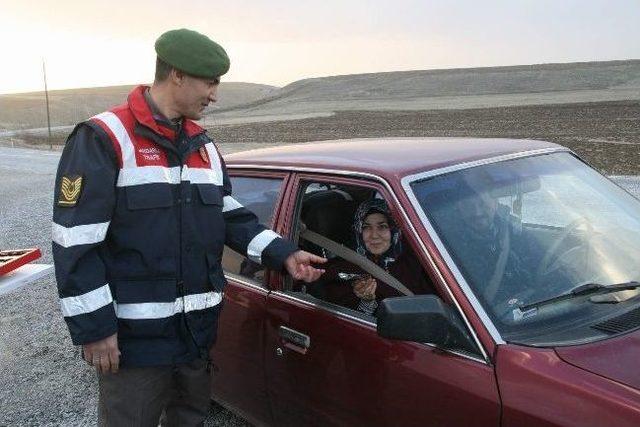 Yozgat'ta Mehmetçik'ten Kadınlara 8 Mart Kadınlar Günü Hediyesi