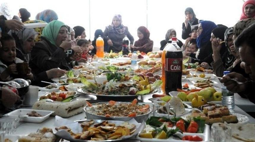 &Ccedil;adır Kentte Kadınlar G&uuml;n&uuml; Kutlaması