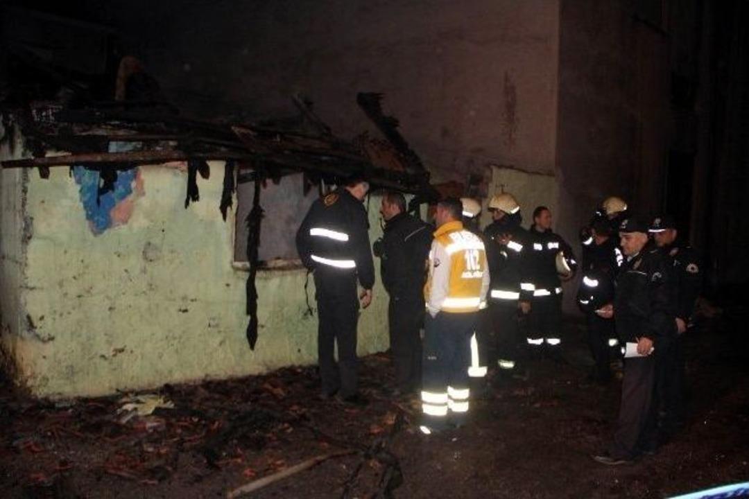 Sığındığı Metruk Binada Yanarak &Ouml;ld&uuml;