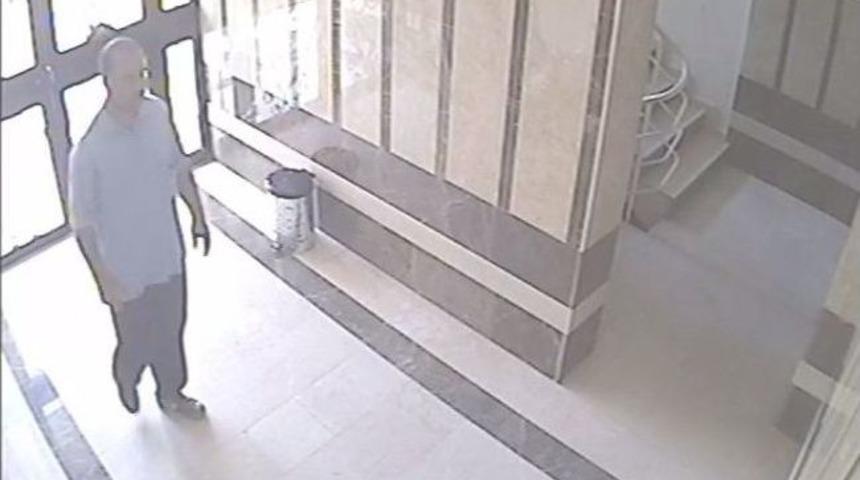 (&ouml;zel Haber) Polis Hurdacıyı Bisiklet &Ccedil;alarken Yakaladı