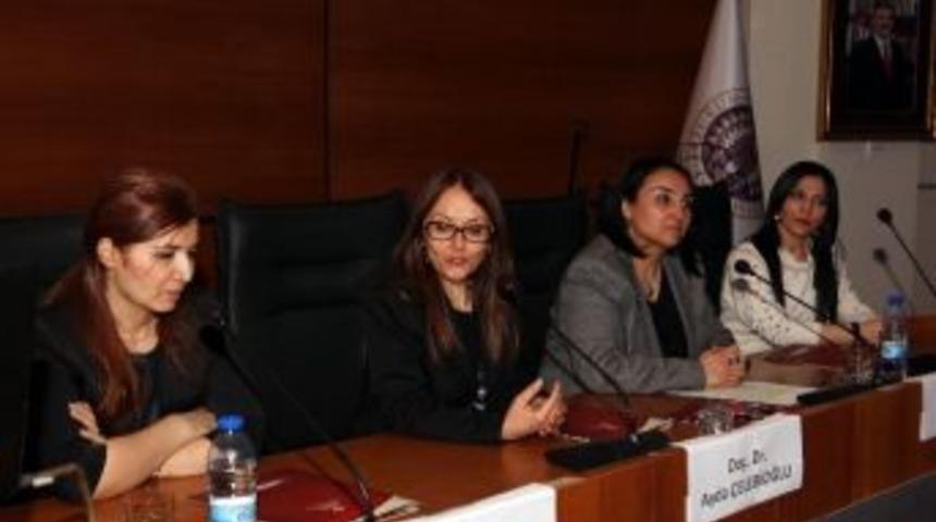 8 Mart D&uuml;nya Kadınlar G&uuml;n&uuml; Panelle Kutlandı